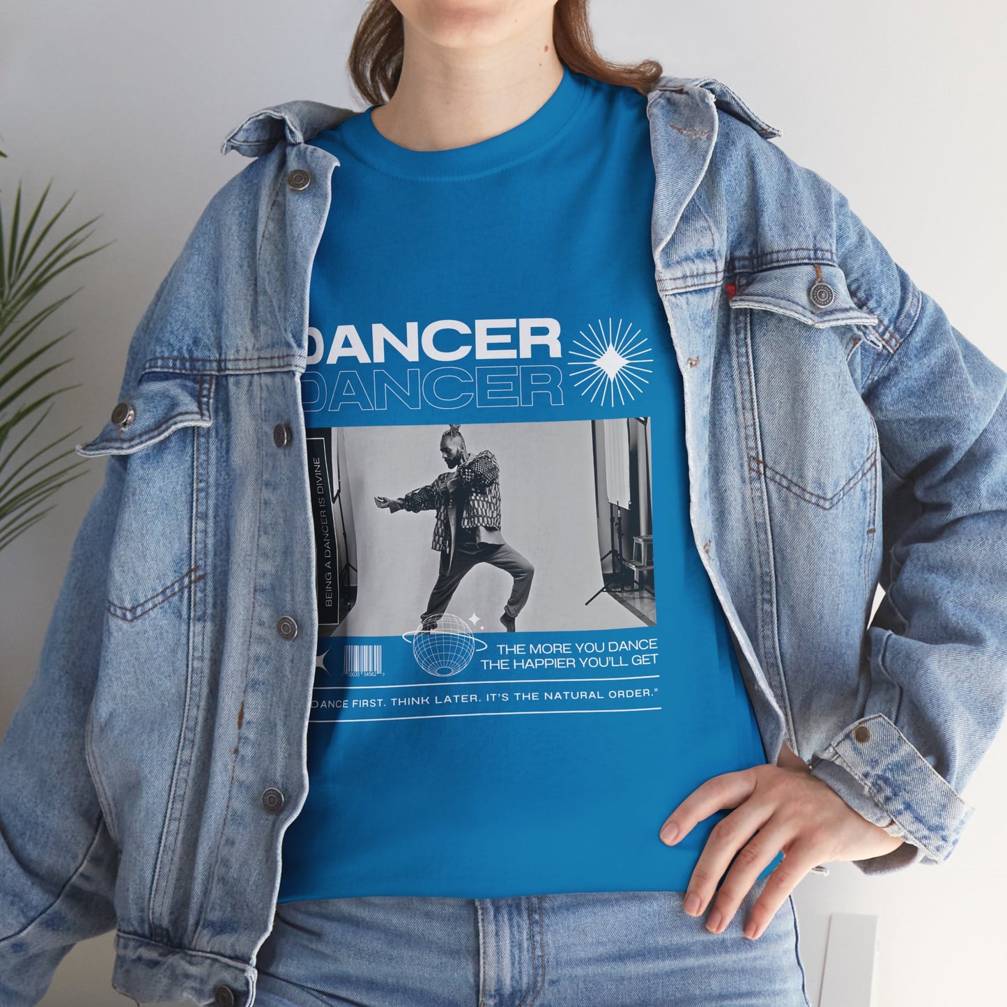 "Dancer "Jazz Pose Unisex Heavy Cotton Tee – Streetwear-Inspired Jazz Dance Graphic T-Shirt for Performers