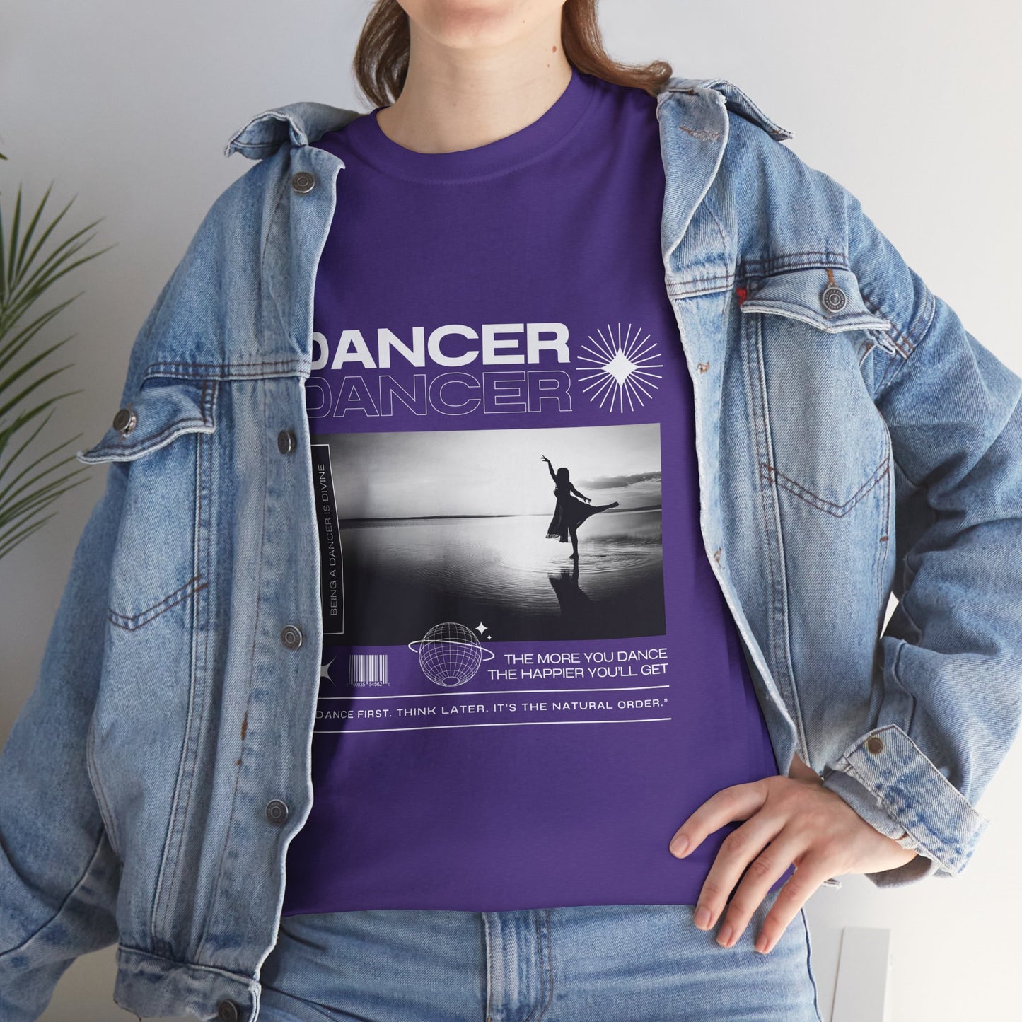 "Dancer" Arabesque Beach Scene Unisex Heavy Cotton Tee – Streetwear-Inspired Ballet Dance Graphic T-Shirt