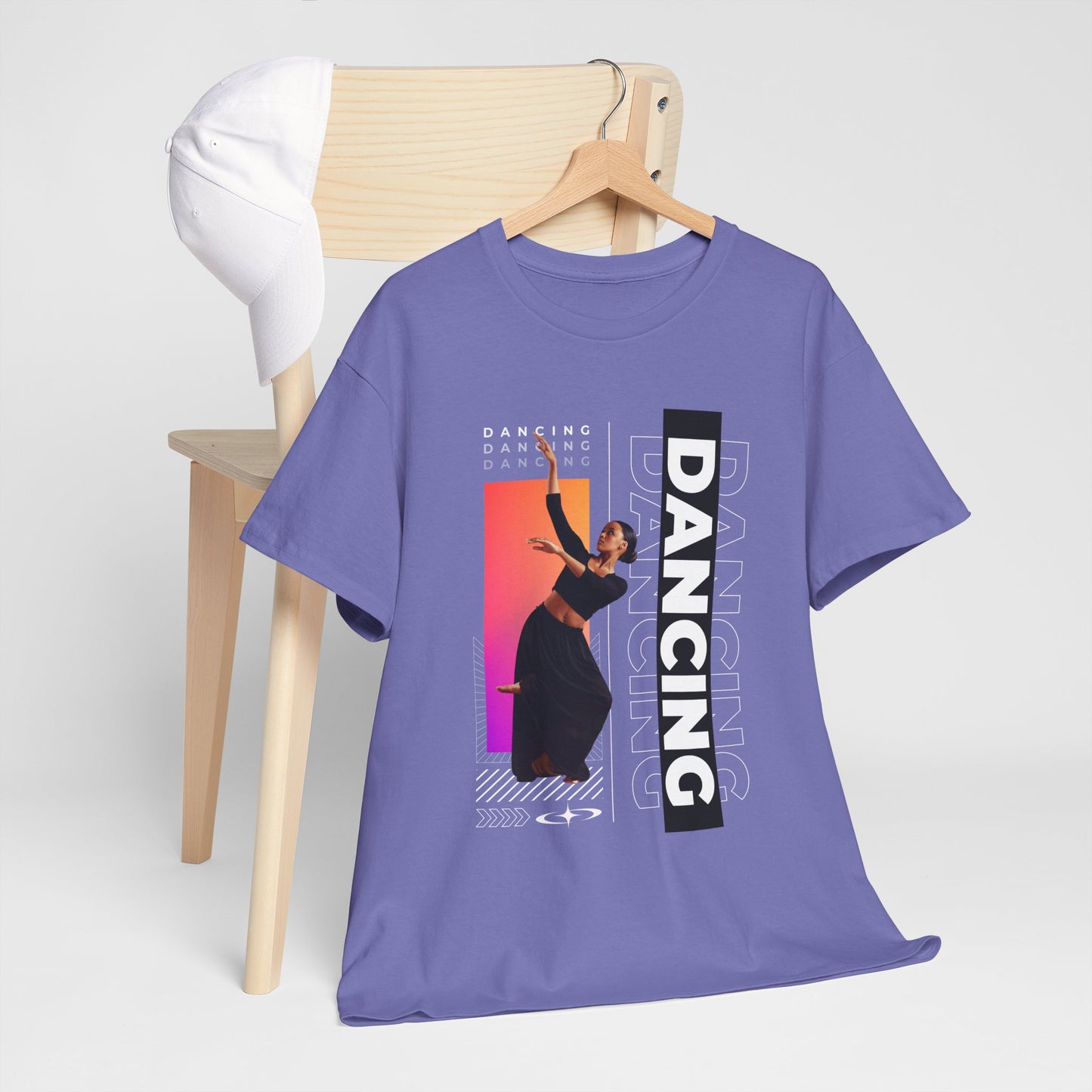“Dancing” Streetwear-Inspired Female Dancer Unisex Heavy Cotton Tee – Urban Dance Graphic T-Shirt for Performers and Dance Lovers