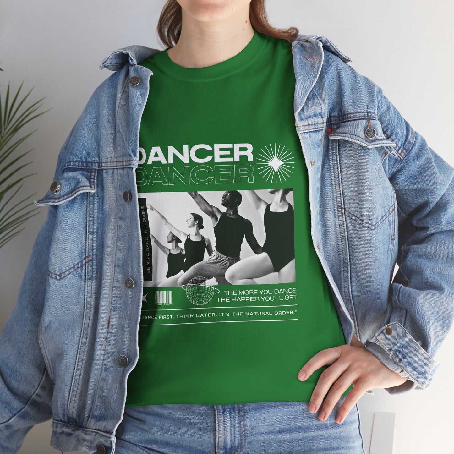 "Dancer" with ballet dancers at the Barre - Unisex Heavy Cotton Tee | Streetwear-Inspired Ballet Training Graphic T-Shirt for Dance Lovers