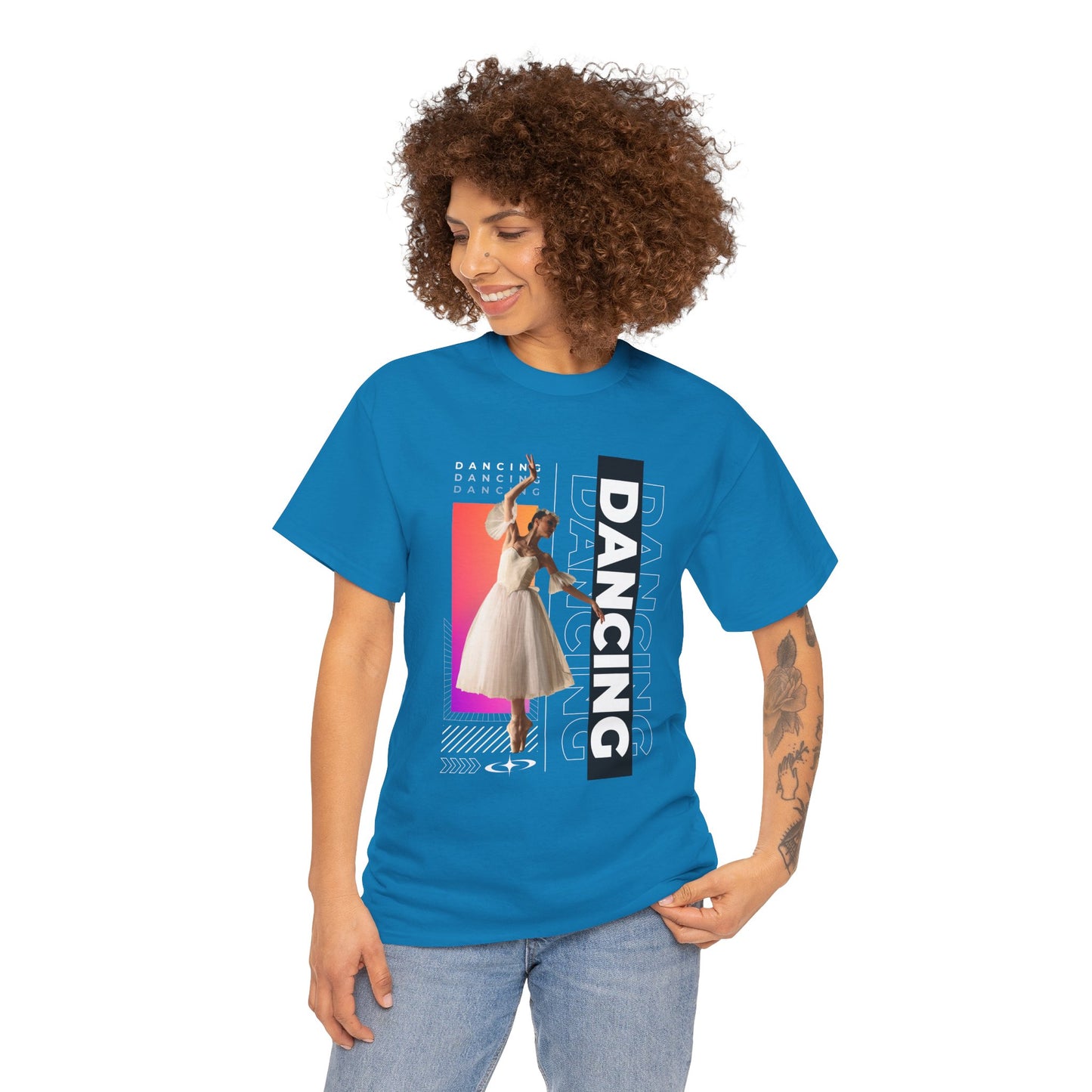 “Dancing” Streetwear-Inspired Female Dancer Unisex Heavy Cotton Tee – Urban Dance Graphic T-Shirt for Performers and Dance Lovers