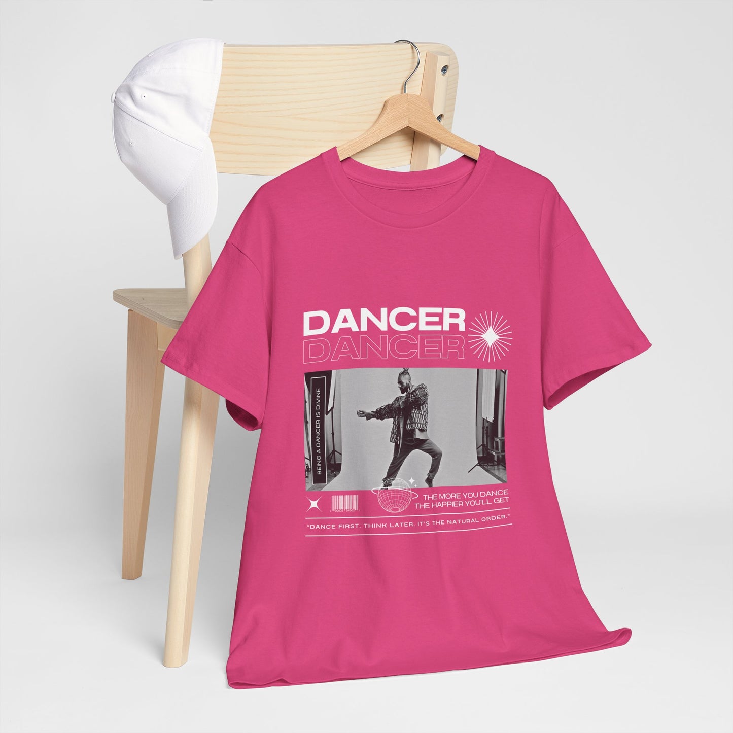 "Dancer "Jazz Pose Unisex Heavy Cotton Tee – Streetwear-Inspired Jazz Dance Graphic T-Shirt for Performers