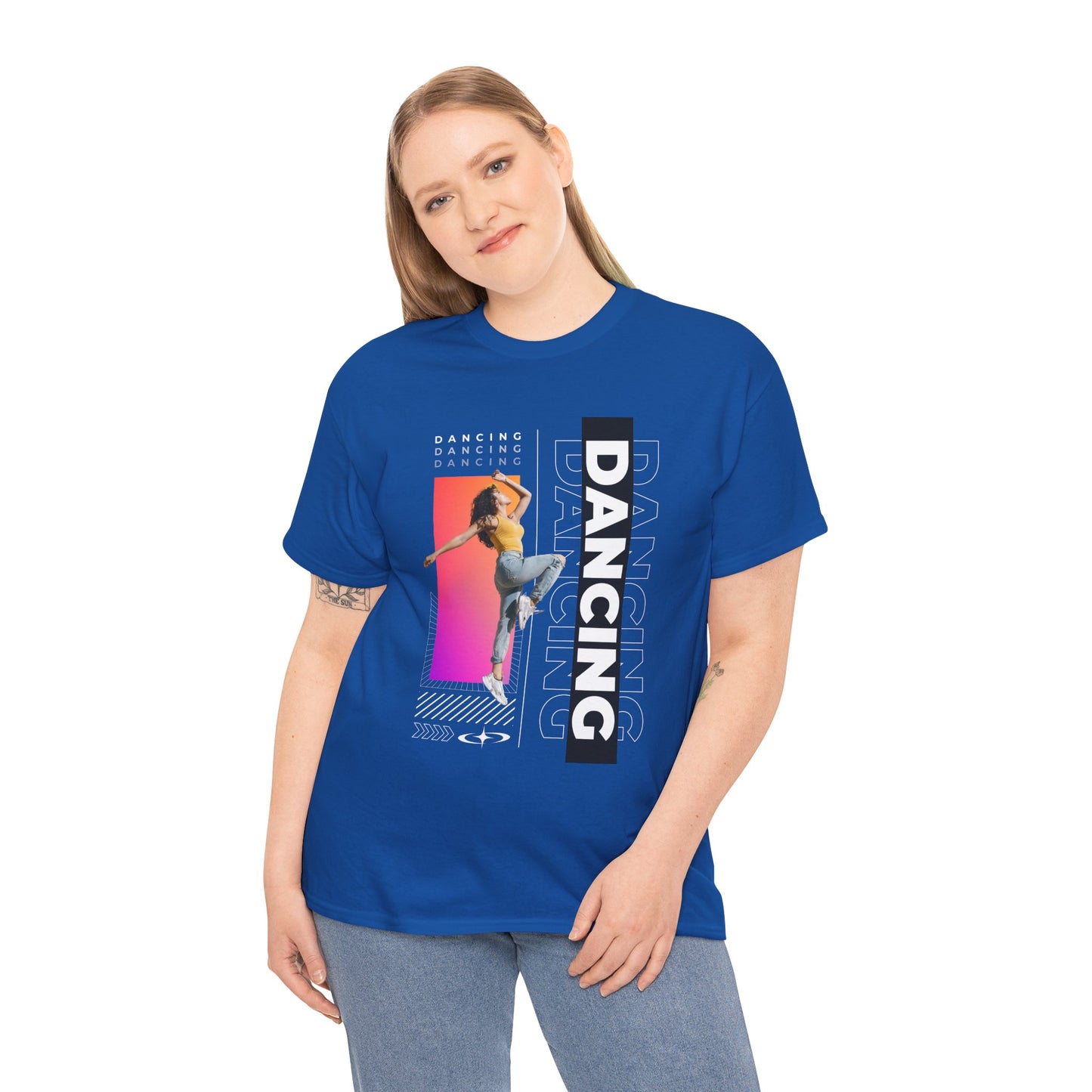 “Dancing” Streetwear-Inspired Female Dancer Unisex Heavy Cotton Tee – Urban Dance Graphic T-Shirt for Performers and Dance Lovers