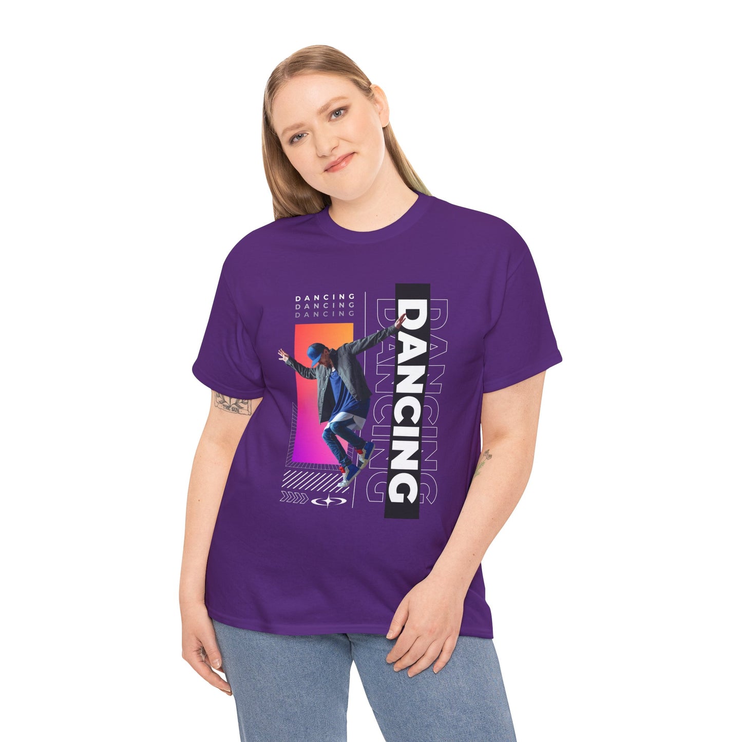 “Dancing” Streetwear-Inspired Male Dancer Unisex Heavy Cotton Tee – Urban Dance Graphic T-Shirt for Performers and Dance Lovers