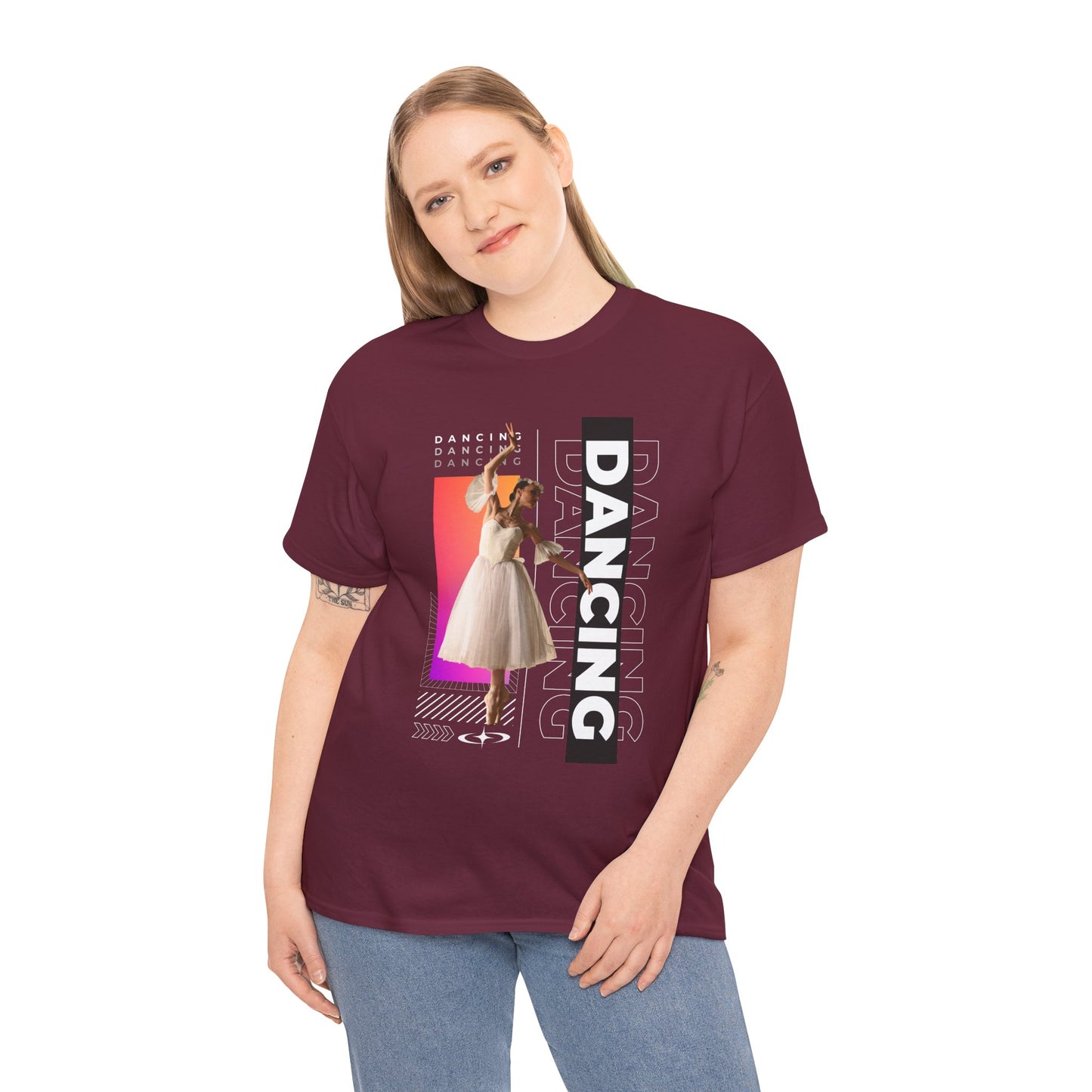 “Dancing” Streetwear-Inspired Female Dancer Unisex Heavy Cotton Tee – Urban Dance Graphic T-Shirt for Performers and Dance Lovers