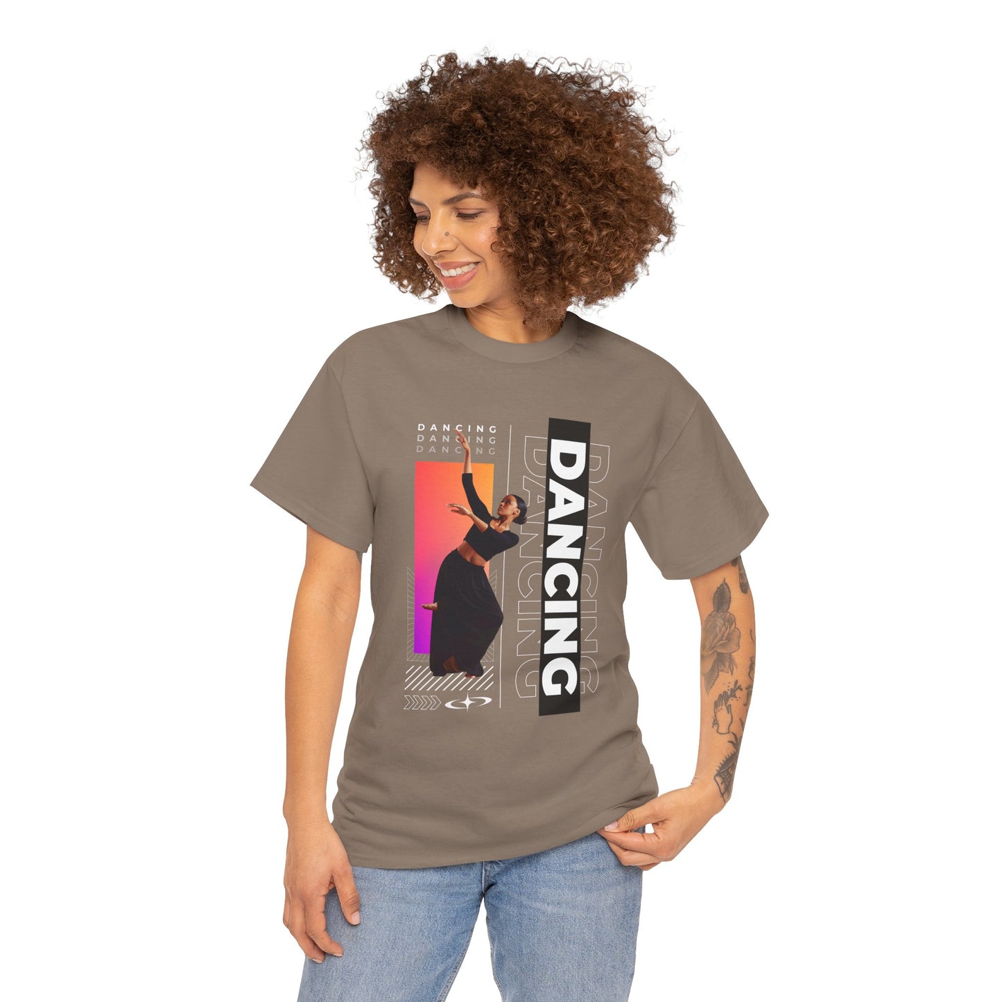 “Dancing” Streetwear-Inspired Female Dancer Unisex Heavy Cotton Tee – Urban Dance Graphic T-Shirt for Performers and Dance Lovers