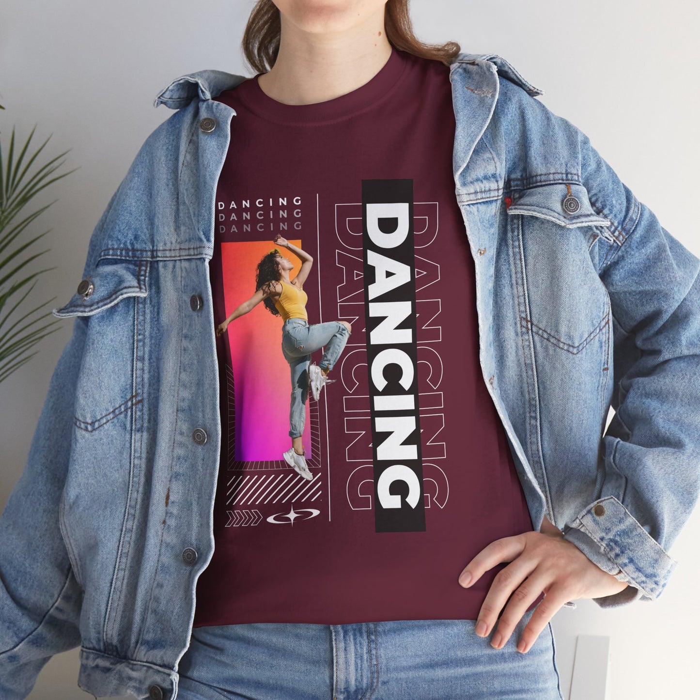 “Dancing” Streetwear-Inspired Female Dancer Unisex Heavy Cotton Tee – Urban Dance Graphic T-Shirt for Performers and Dance Lovers