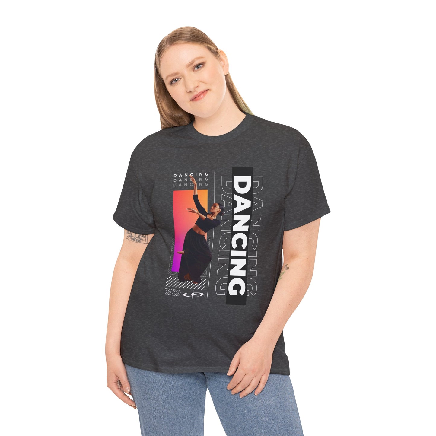 “Dancing” Streetwear-Inspired Female Dancer Unisex Heavy Cotton Tee – Urban Dance Graphic T-Shirt for Performers and Dance Lovers