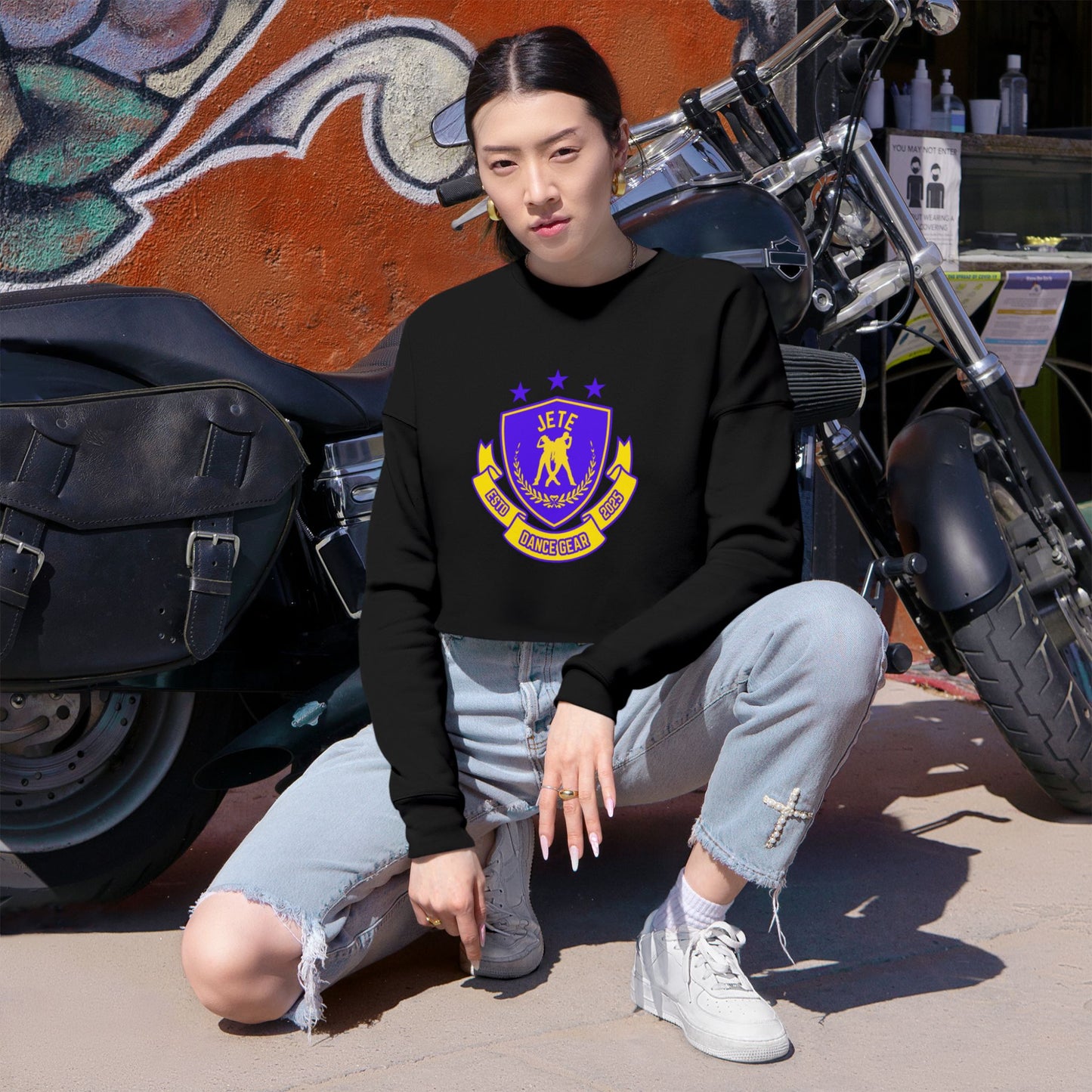 "Jeté Dance Gear" Women’s Cropped Dance Sweatshirt – Bold Collegiate-Inspired Graphic | Trendy Ballet & Studio Apparel for Dancers
