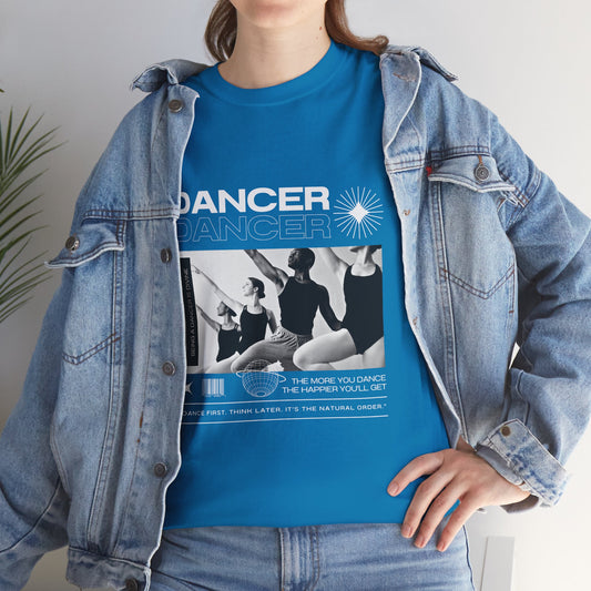 "Dancer" with ballet dancers at the Barre - Unisex Heavy Cotton Tee | Streetwear-Inspired Ballet Training Graphic T-Shirt for Dance Lovers