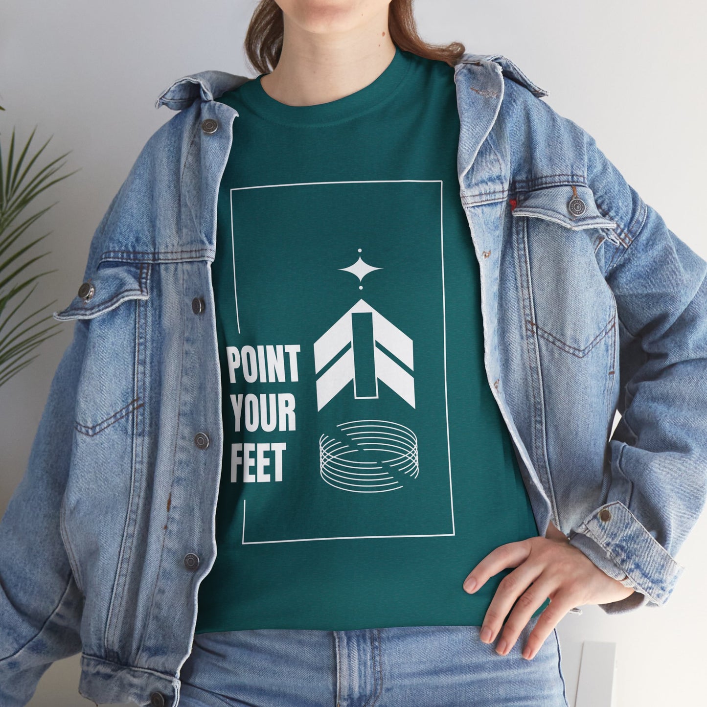 "Point Your Feet" Streetwear Dance Tee – Unisex Heavy Cotton Ballet-Inspired T-Shirt for Dancers