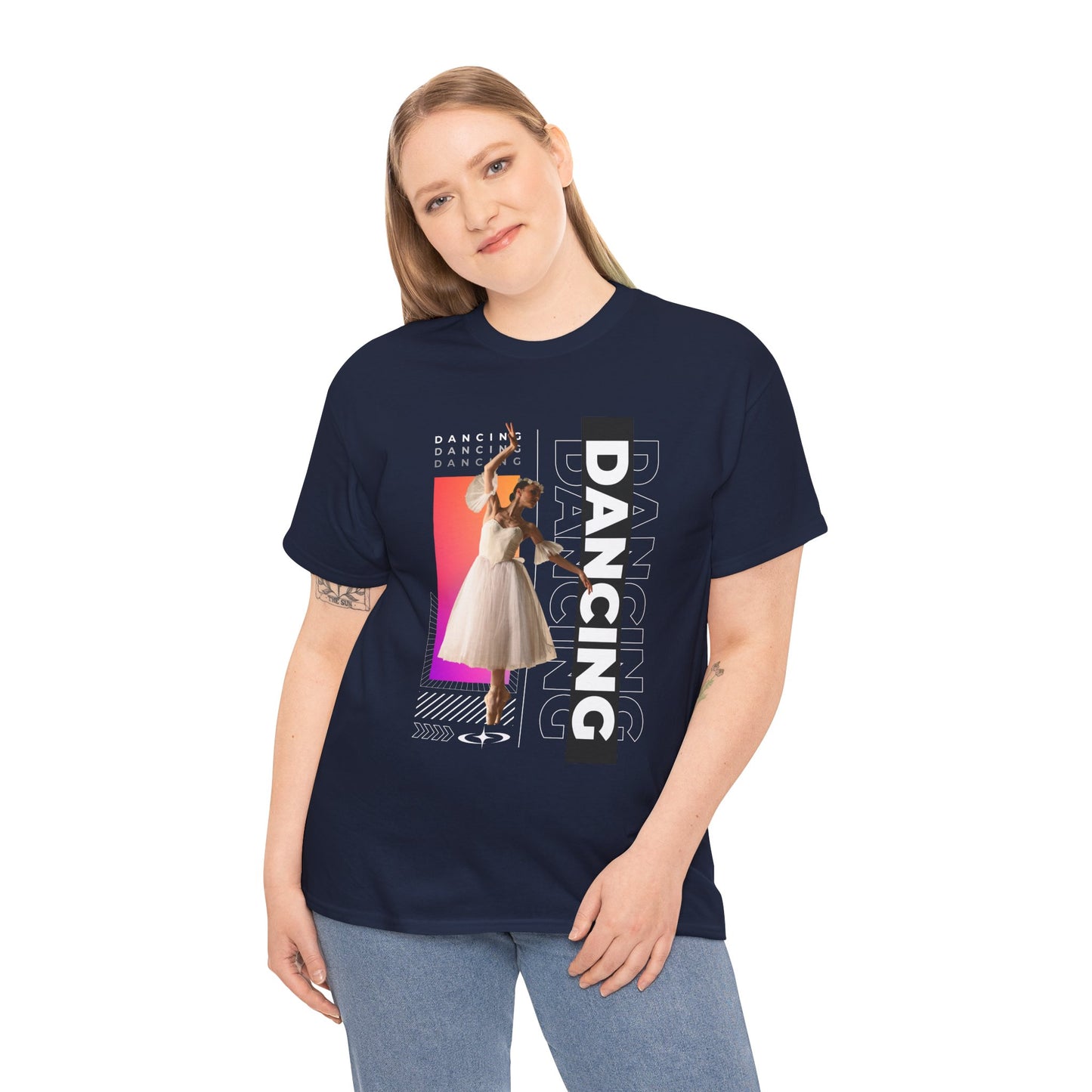 “Dancing” Streetwear-Inspired Female Dancer Unisex Heavy Cotton Tee – Urban Dance Graphic T-Shirt for Performers and Dance Lovers