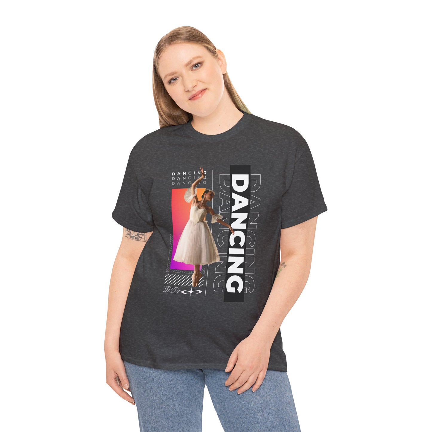 “Dancing” Streetwear-Inspired Female Dancer Unisex Heavy Cotton Tee – Urban Dance Graphic T-Shirt for Performers and Dance Lovers
