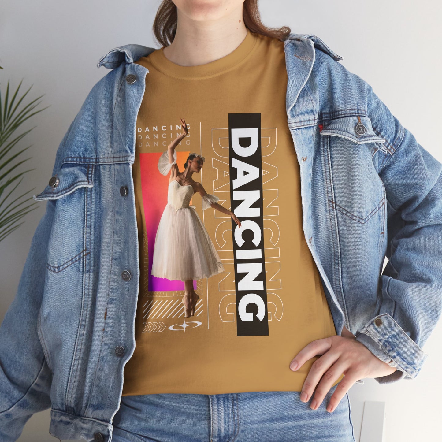 “Dancing” Streetwear-Inspired Female Dancer Unisex Heavy Cotton Tee – Urban Dance Graphic T-Shirt for Performers and Dance Lovers
