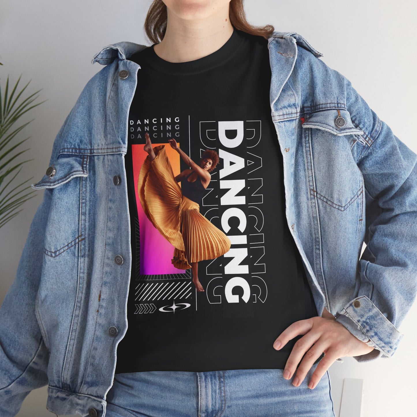 “Dancing” Streetwear-Inspired Female Dancer Unisex Heavy Cotton Tee – Urban Dance Graphic T-Shirt for Performers and Dance Lovers