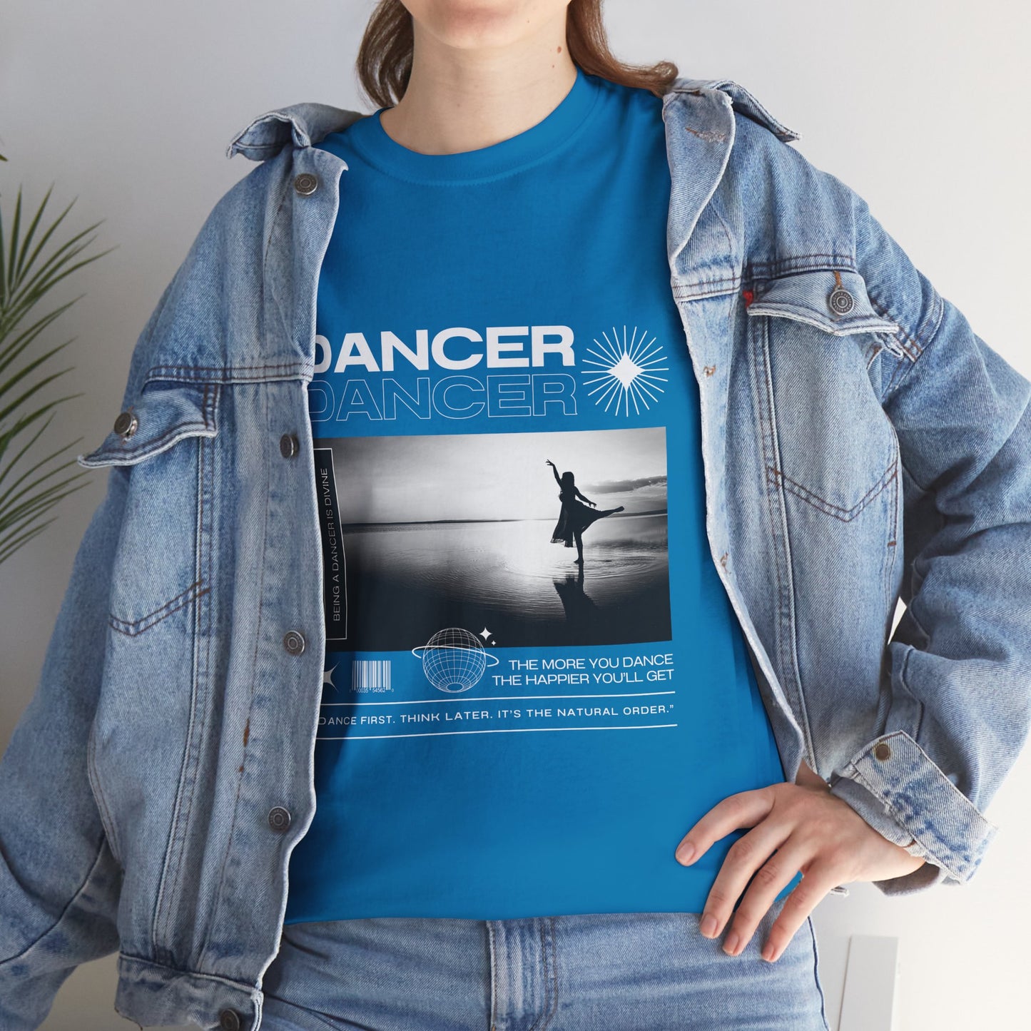 "Dancer" Arabesque Beach Scene Unisex Heavy Cotton Tee – Streetwear-Inspired Ballet Dance Graphic T-Shirt