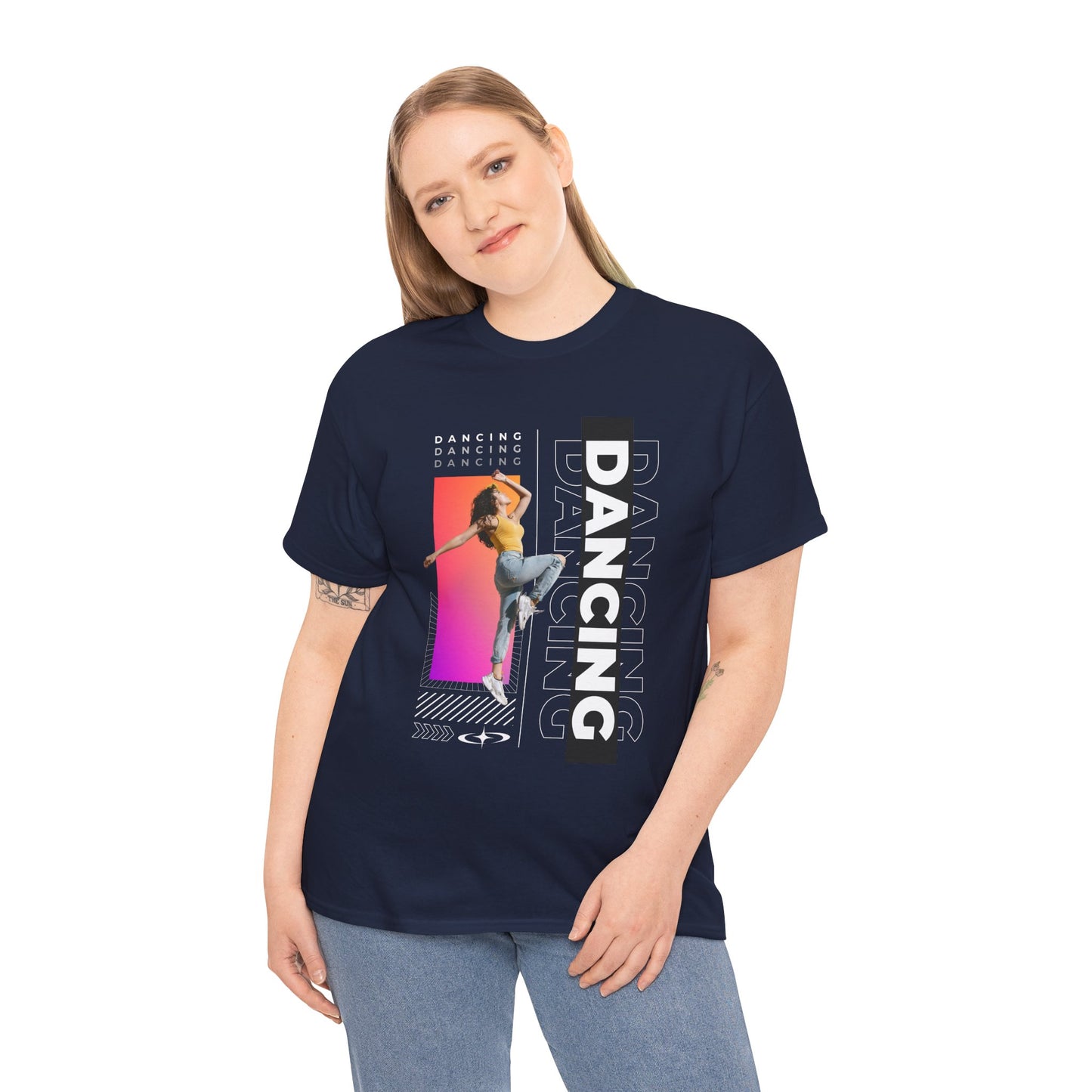 “Dancing” Streetwear-Inspired Female Dancer Unisex Heavy Cotton Tee – Urban Dance Graphic T-Shirt for Performers and Dance Lovers