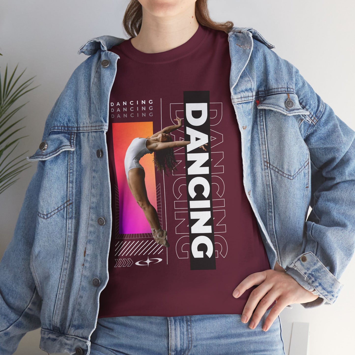 “Dancing” Streetwear-Inspired Female Dancer Unisex Heavy Cotton Tee – Urban Dance Graphic T-Shirt for Performers and Dance Lovers