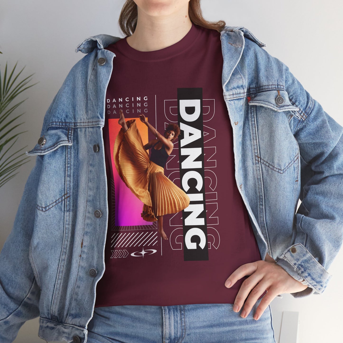“Dancing” Streetwear-Inspired Female Dancer Unisex Heavy Cotton Tee – Urban Dance Graphic T-Shirt for Performers and Dance Lovers