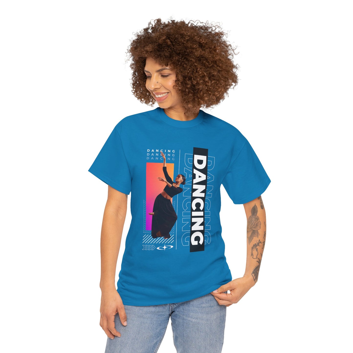 “Dancing” Streetwear-Inspired Female Dancer Unisex Heavy Cotton Tee – Urban Dance Graphic T-Shirt for Performers and Dance Lovers