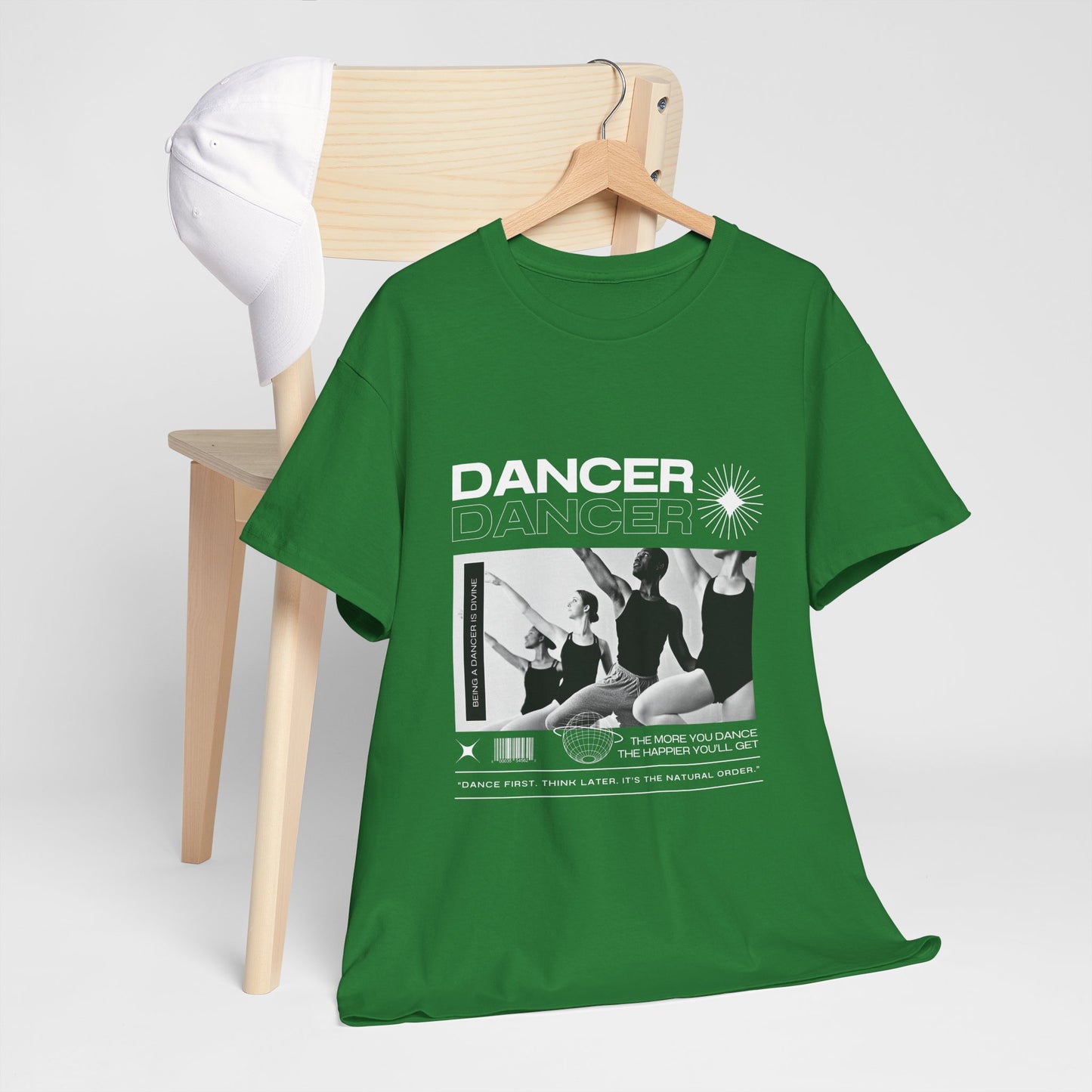 "Dancer" with ballet dancers at the Barre - Unisex Heavy Cotton Tee | Streetwear-Inspired Ballet Training Graphic T-Shirt for Dance Lovers