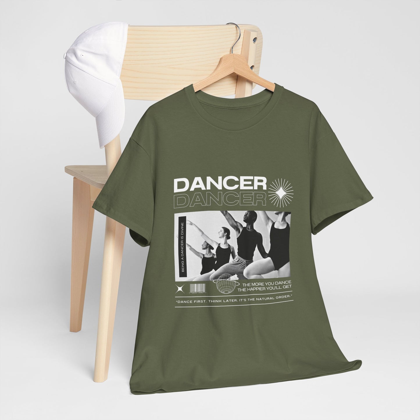 "Dancer" with ballet dancers at the Barre - Unisex Heavy Cotton Tee | Streetwear-Inspired Ballet Training Graphic T-Shirt for Dance Lovers