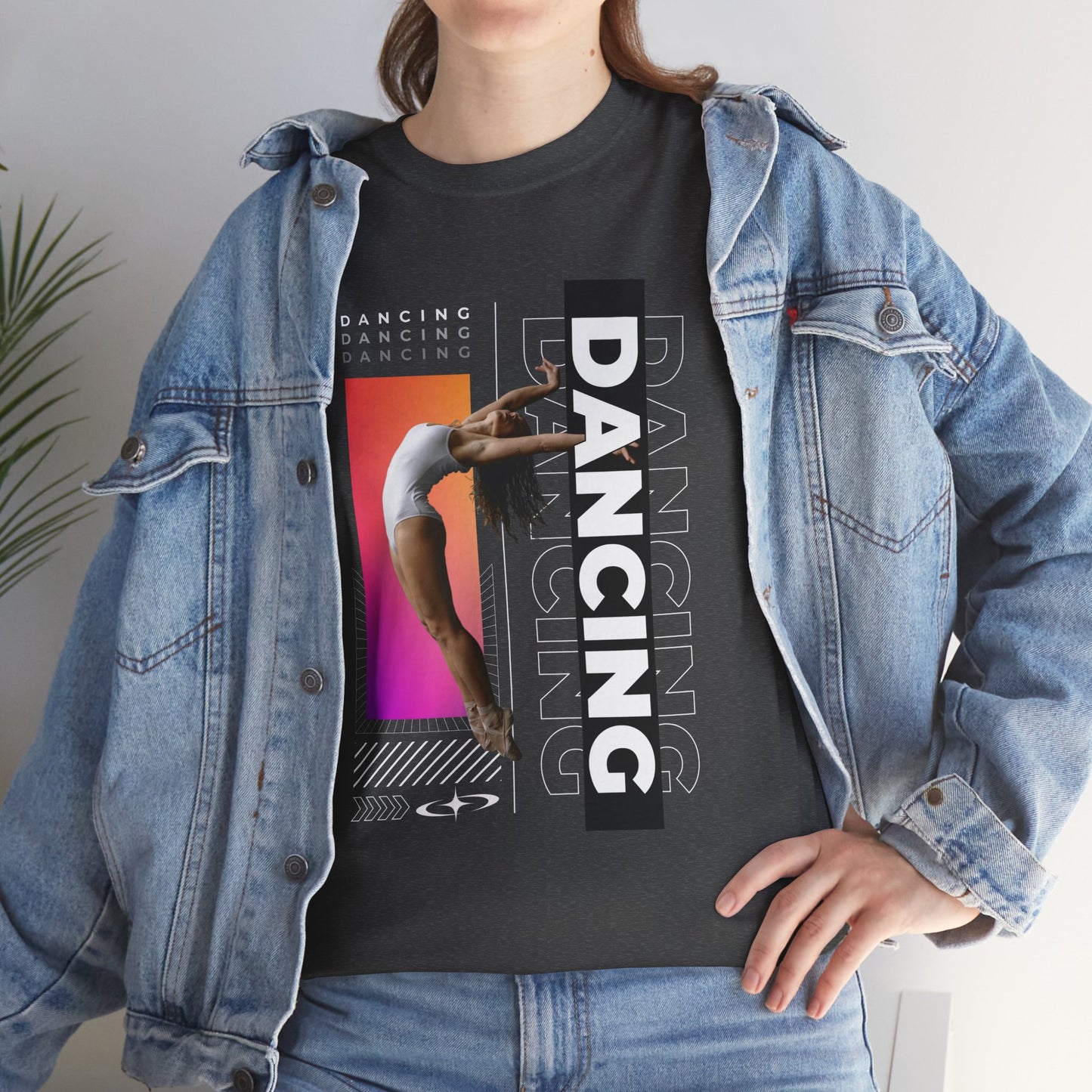“Dancing” Streetwear-Inspired Female Dancer Unisex Heavy Cotton Tee – Urban Dance Graphic T-Shirt for Performers and Dance Lovers