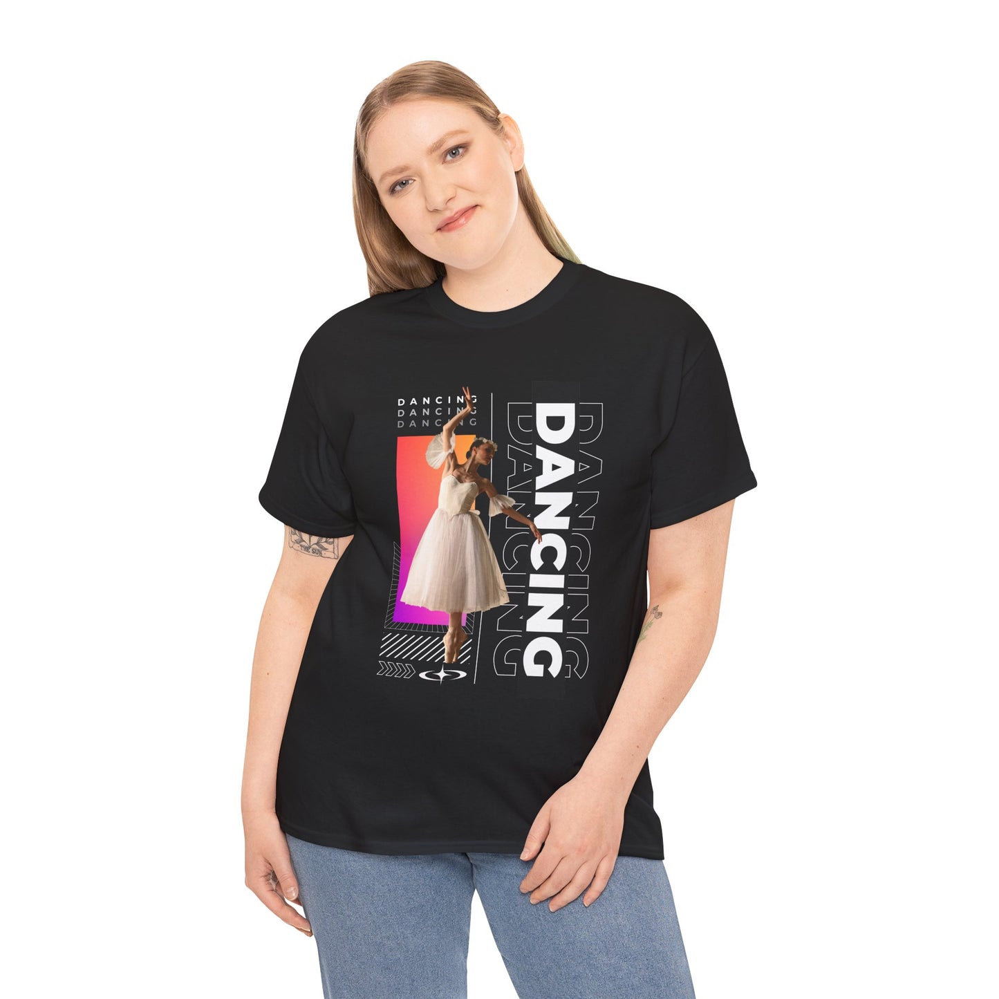 “Dancing” Streetwear-Inspired Female Dancer Unisex Heavy Cotton Tee – Urban Dance Graphic T-Shirt for Performers and Dance Lovers