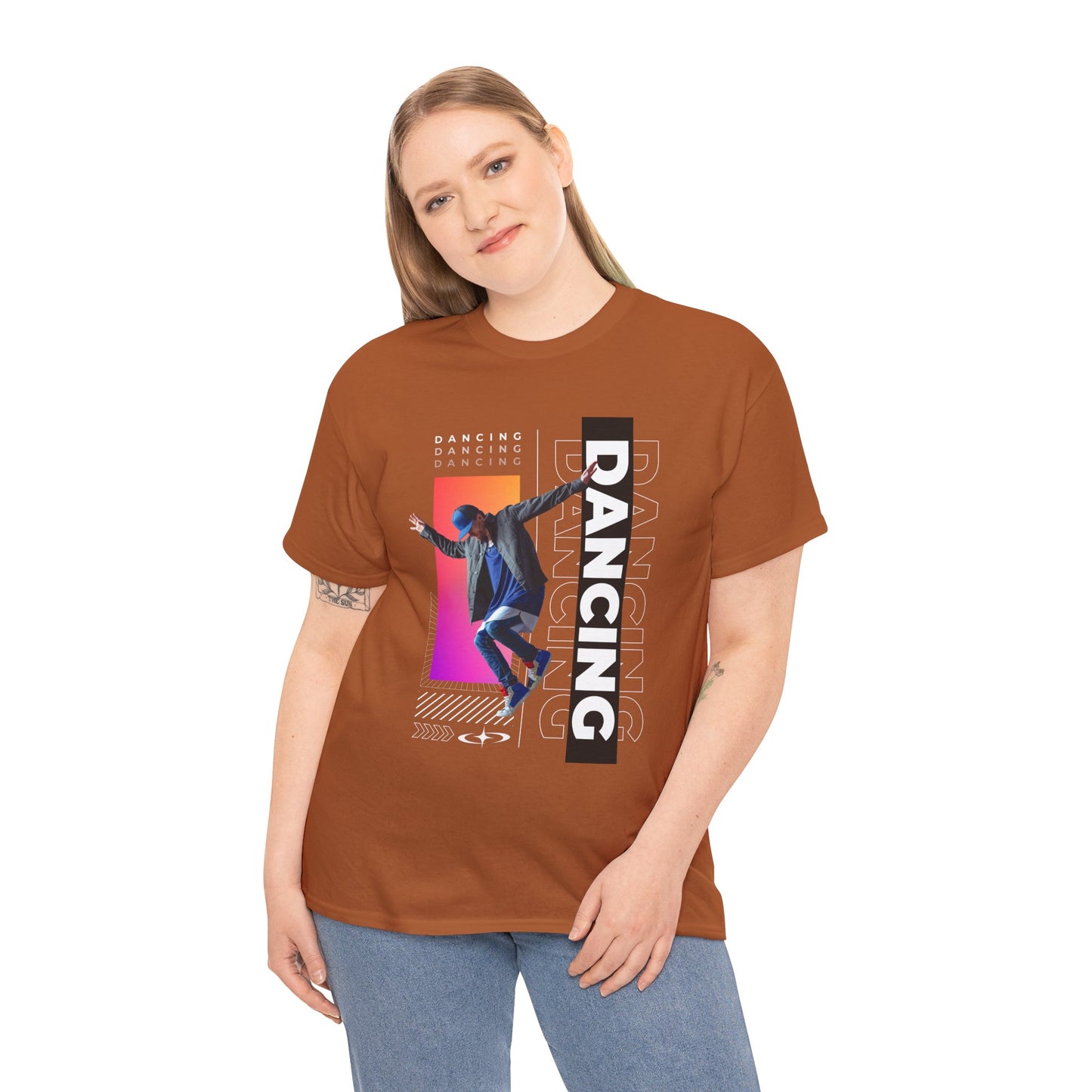 “Dancing” Streetwear-Inspired Male Dancer Unisex Heavy Cotton Tee – Urban Dance Graphic T-Shirt for Performers and Dance Lovers