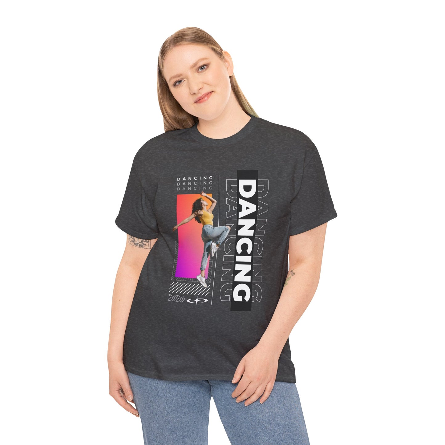 “Dancing” Streetwear-Inspired Female Dancer Unisex Heavy Cotton Tee – Urban Dance Graphic T-Shirt for Performers and Dance Lovers