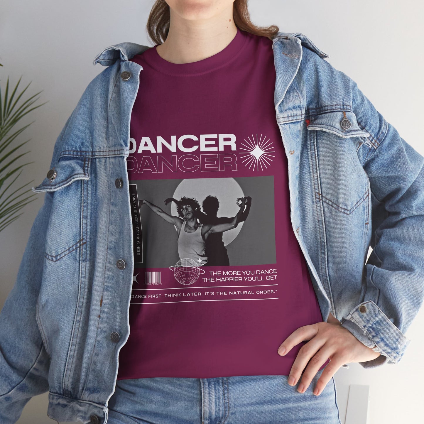 "Dancer" Spotlight Contemporary Dance Graphic Unisex Heavy Cotton Tee – Streetwear-Inspired Dance T-Shirt for Performers & Dance Lovers