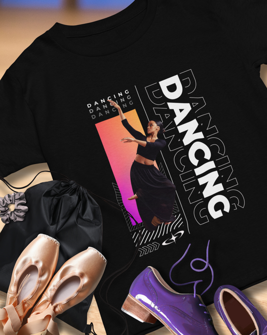“Dancing” Streetwear-Inspired Female Dancer Unisex Heavy Cotton Tee – Urban Dance Graphic T-Shirt for Performers and Dance Lovers