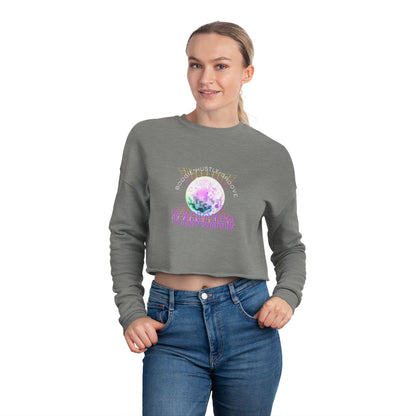 "Boogie, Hustle, Groove - Dancing" Streetwear Dance Graphic – Women’s Cropped Fleece Sweatshirt