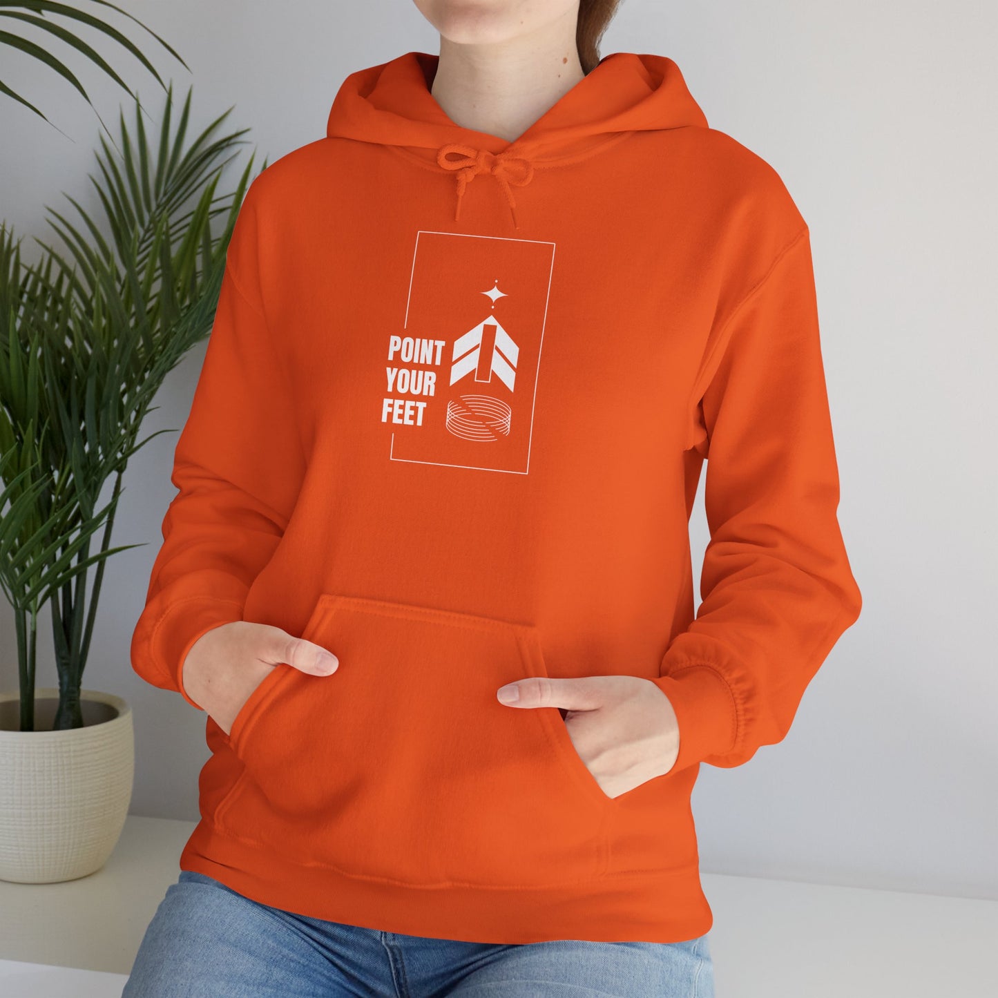 "Point Your Feet" Streetwear Dance Hoodie – Unisex Heavy Blend™ Hooded Sweatshirt for Dancers & Ballet Lovers