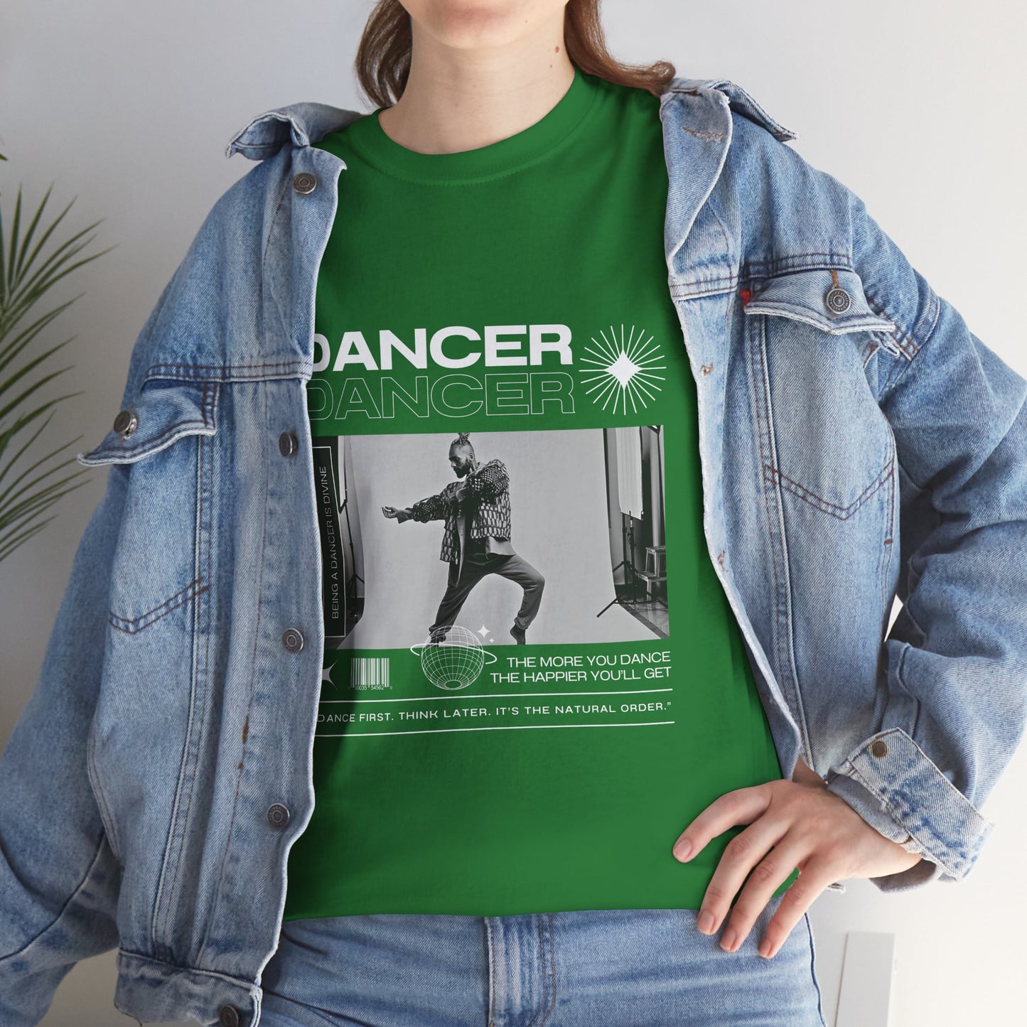 "Dancer "Jazz Pose Unisex Heavy Cotton Tee – Streetwear-Inspired Jazz Dance Graphic T-Shirt for Performers