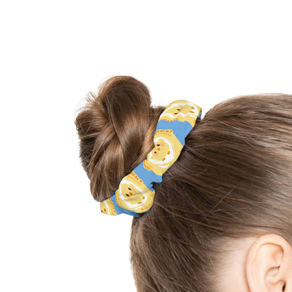 “What do you call a dancing chick? Poultry in Motion” Scrunchie – Funny Dance Pun Hair Accessory with Cute Dancing Chicken Graphic