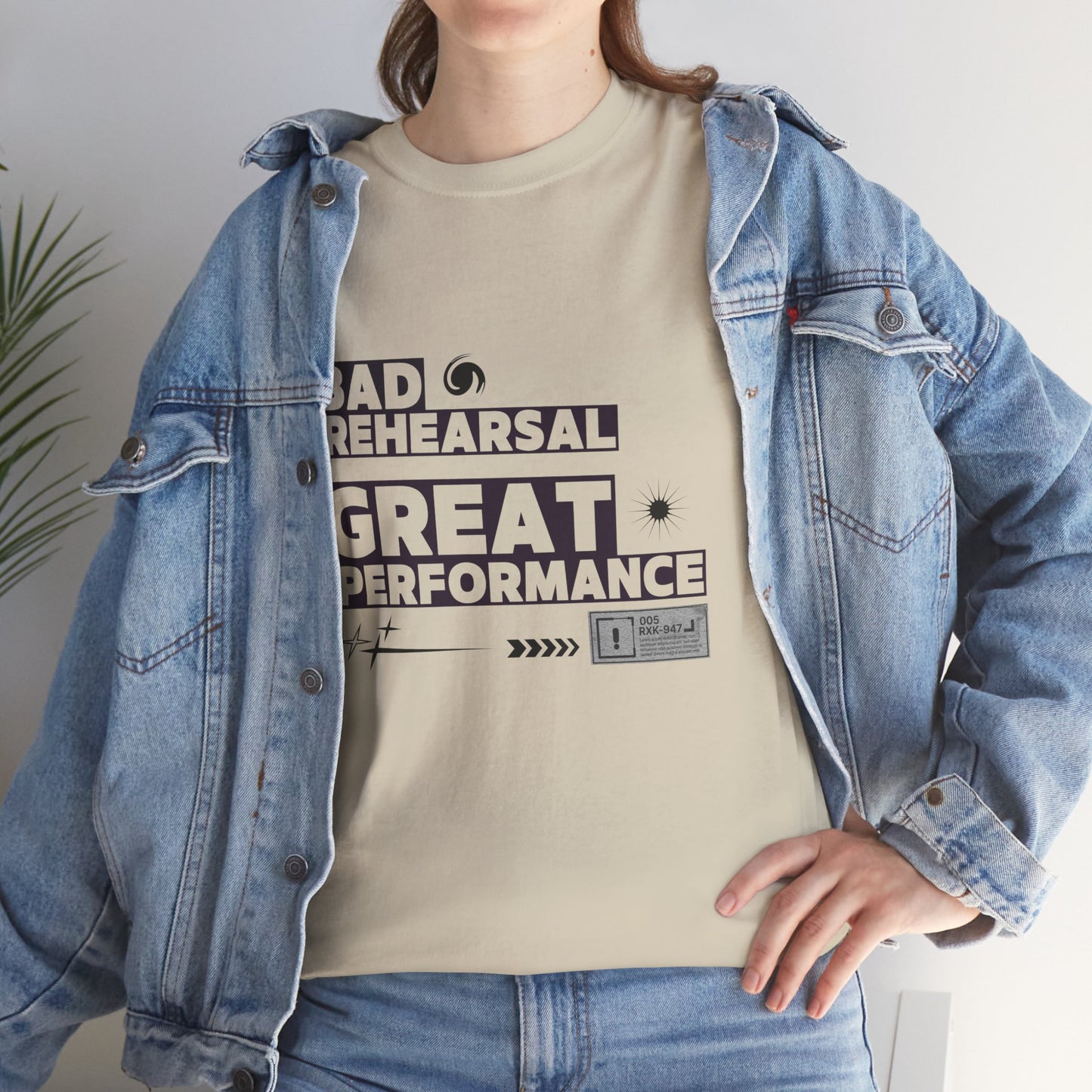 "Bad Rehearsal, Great Performance" Dance Quote Tee – Unisex Heavy Cotton T-Shirt with Streetwear-Inspired Graphic for Dancers