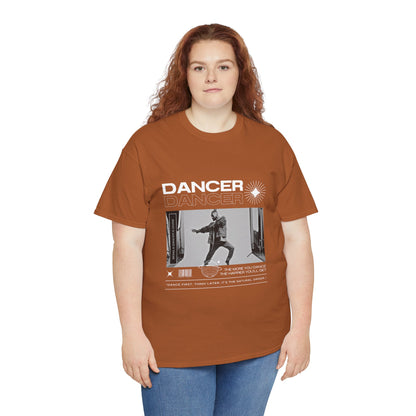 "Dancer "Jazz Pose Unisex Heavy Cotton Tee – Streetwear-Inspired Jazz Dance Graphic T-Shirt for Performers
