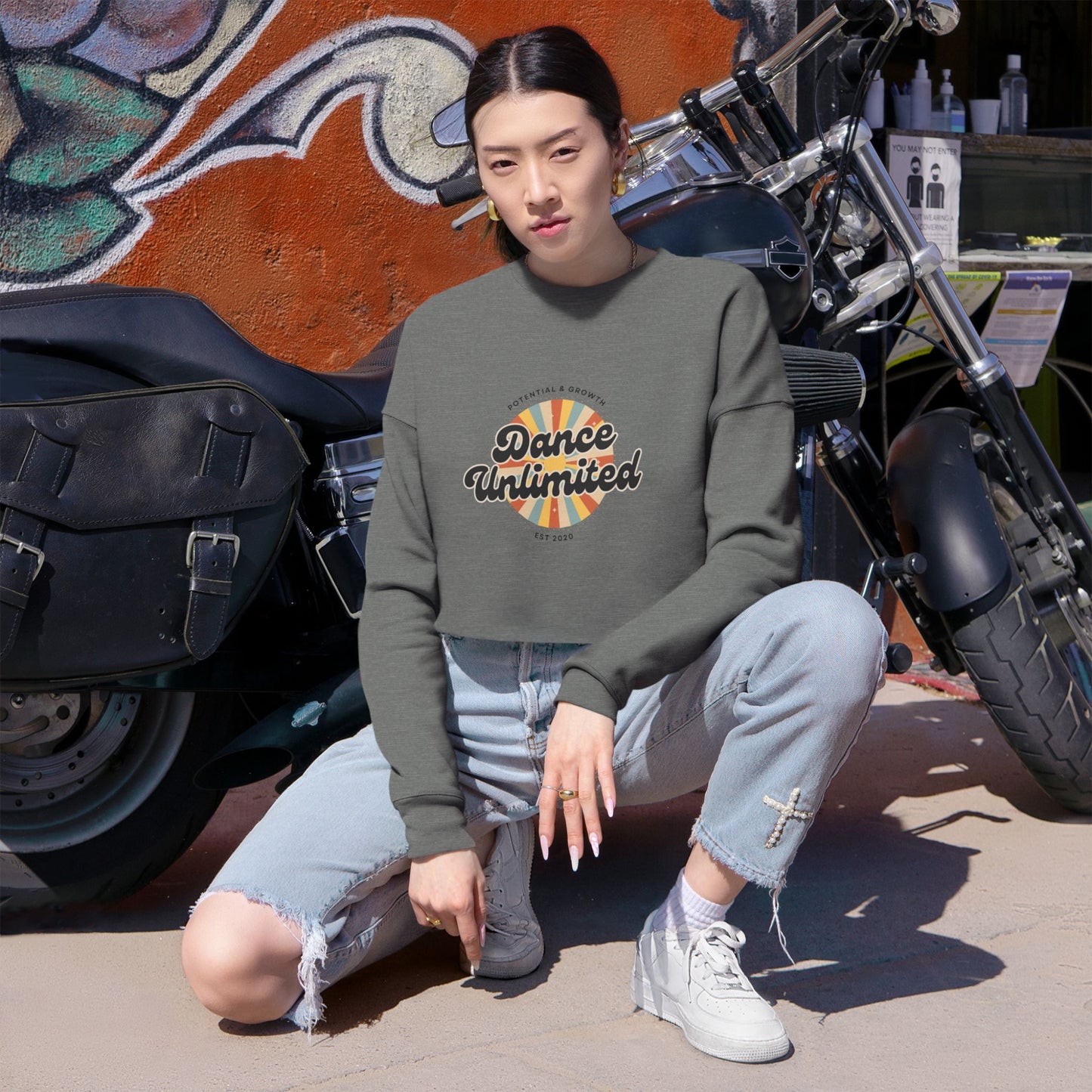 "Dance Unlimited – Potential & Growth" Women’s Cropped Sweatshirt | Retro Dance Graphic Pullover for Dancers