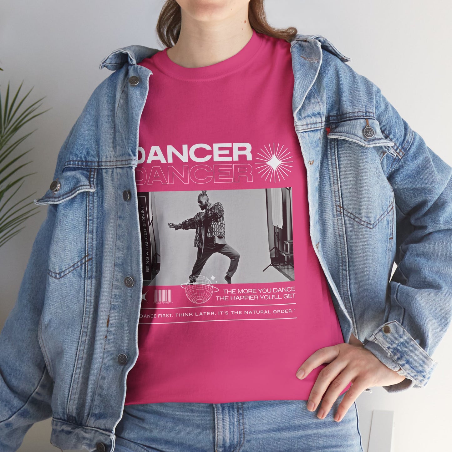 "Dancer "Jazz Pose Unisex Heavy Cotton Tee – Streetwear-Inspired Jazz Dance Graphic T-Shirt for Performers