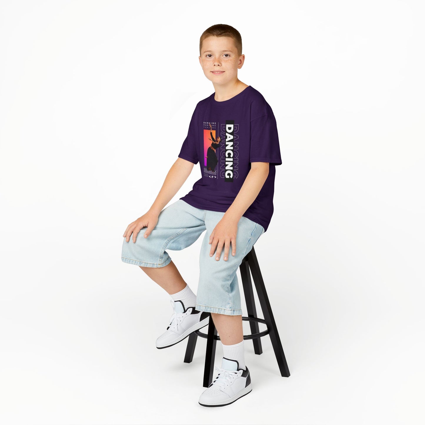 “Dancing” Youth Short Sleeve T-Shirt – Streetwear-Inspired Female Dancer Design – Trendy Kids Dance Graphic Tee