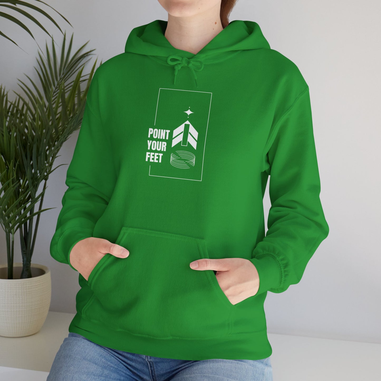 "Point Your Feet" Streetwear Dance Hoodie – Unisex Heavy Blend™ Hooded Sweatshirt for Dancers & Ballet Lovers