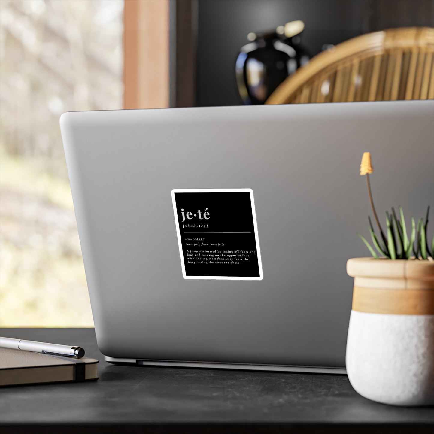 “Jeté” Definition Kiss-Cut Sticker – Ballet-Themed Vinyl Sticker Featuring the Official Dance Term Definition for Dancers and Ballet Enthusiasts
