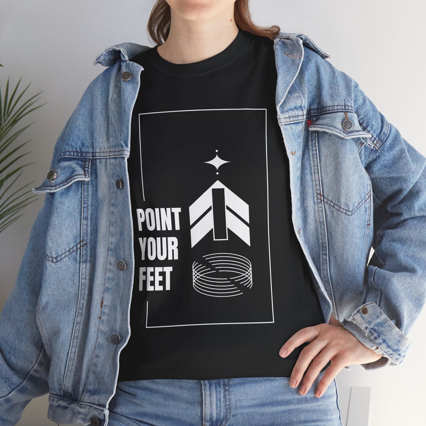 "Point Your Feet" Streetwear Dance Tee – Unisex Heavy Cotton Ballet-Inspired T-Shirt for Dancers